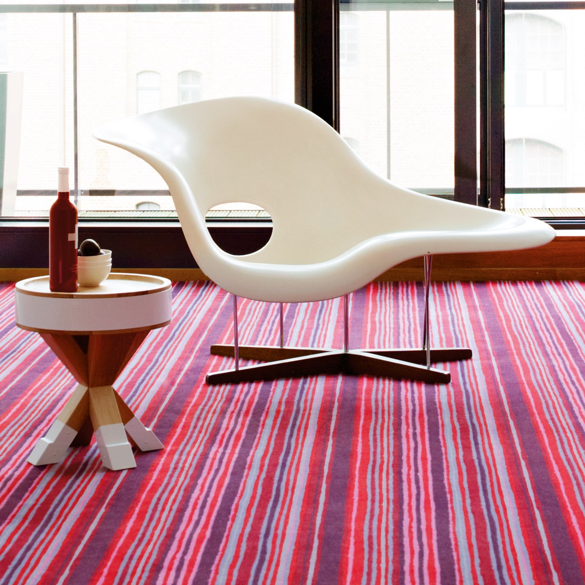 Tapis sur mesure tons prunes vifs vorwerk stripes finition surjet