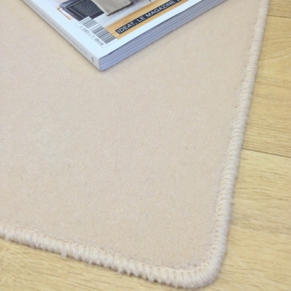 Tapis sur mesure en laine couleur Ecru