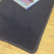 Tapis sur mesure en laine couleur Gris charbon