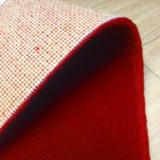 Tapis sur mesure en laine couleur Rouge impérial