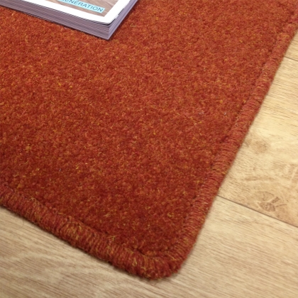 Tapis sur mesure en laine couleur rouge orangé gamme York Wilton